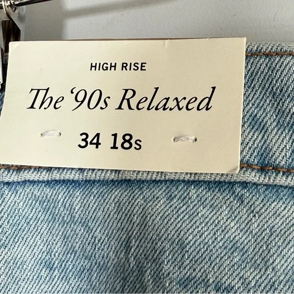 NWT Abercrombie Fitch The 90s High Rise Relaxed Jean Medium With Front Yoke 34 S - Picture 11 of 16